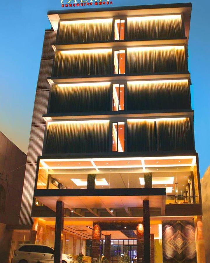 棕榈独家酒店 Tanjung Redep 外观 照片