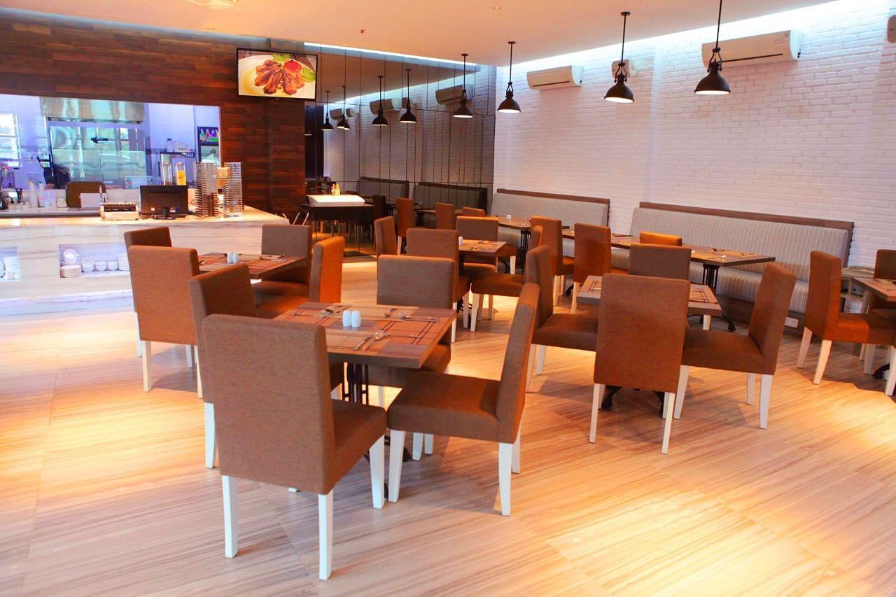 棕榈独家酒店 Tanjung Redep 外观 照片